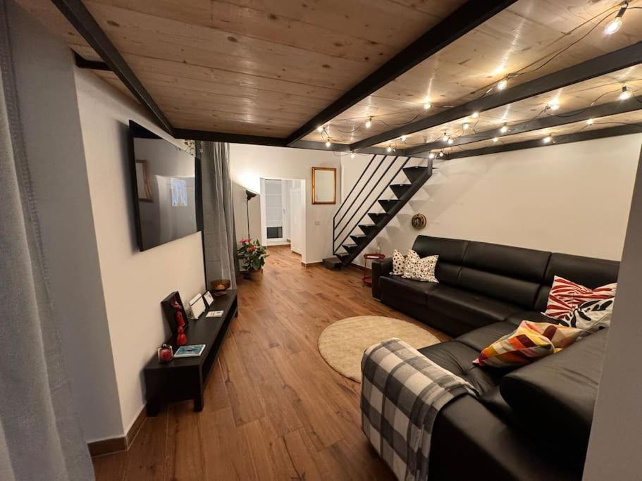 Domus Miraculi: Casa Storica Nel Cuore Di Appartement *