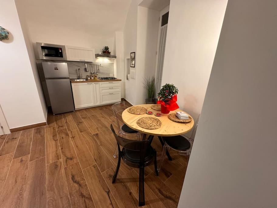 Appartement Domus Miraculi: Casa Storica Nel Cuore Di Napels